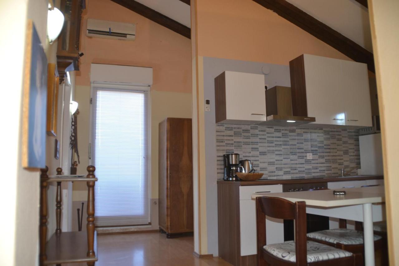 Villa Valkane Pet Friendly 150M From The Stunning Valkane Beach, City Indoor Pools-Fitness And City Mall Πούλα Εξωτερικό φωτογραφία